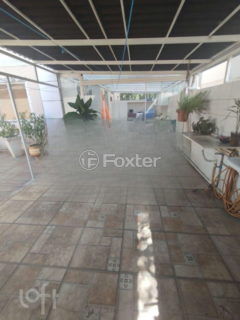 Image 30 - 886111