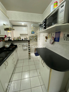 Image 3 - 886125