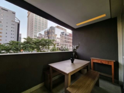 Image 4 - 886182
