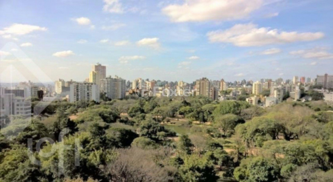 Image 17 - 886193