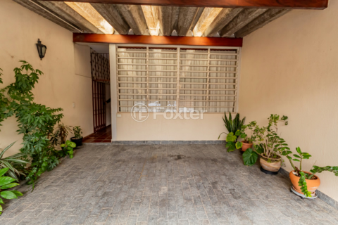 Image 35 - 886197