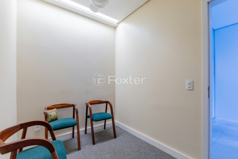 Image 7 - 886220