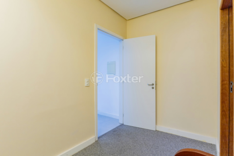 Image 8 - 886220