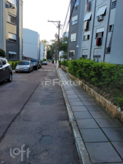 Image 11 - 886242