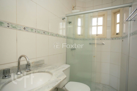 Image 25 - 886256