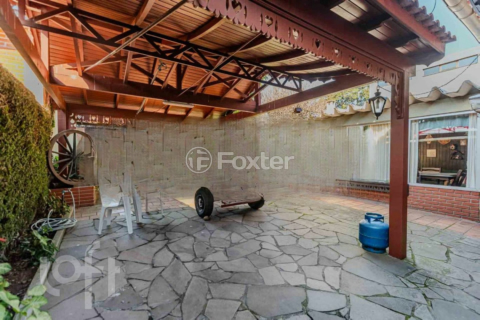 Image 34 - 886380