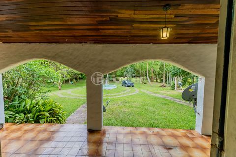 Image 9 - 886431