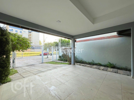 Image 42 - 886443