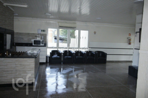 Image 21 - 886449