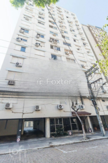 Image 4 - 886509