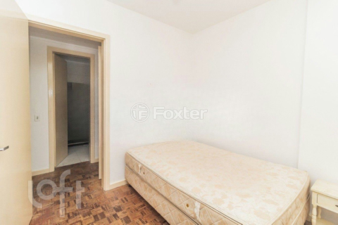 Image 6 - 886509