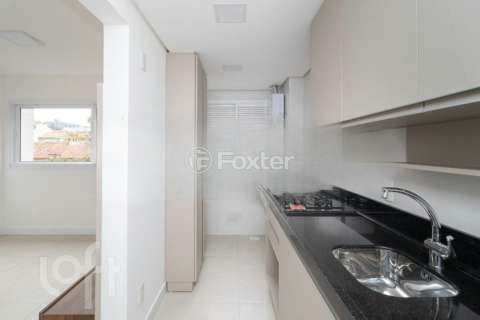 Image 7 - 886532