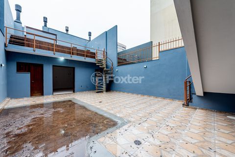 Image 33 - 886604