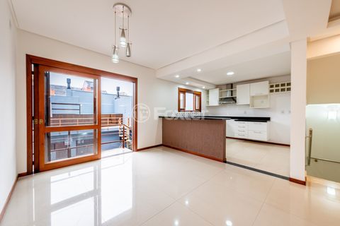 Image 27 - 886604