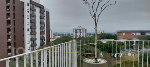 Image 10 - 886629