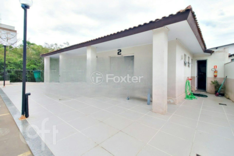 Image 8 - 886652