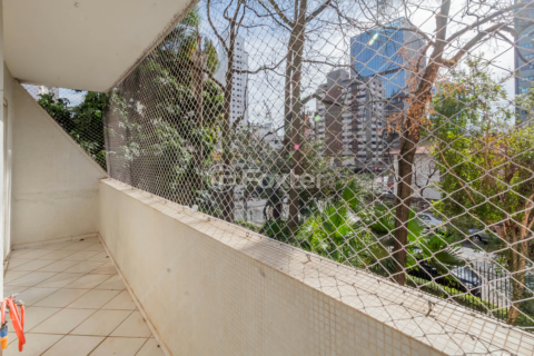 Image 4 - 886659