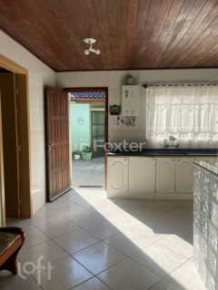 Image 7 - 886674