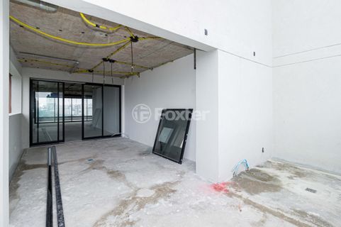 Image 20 - 886676