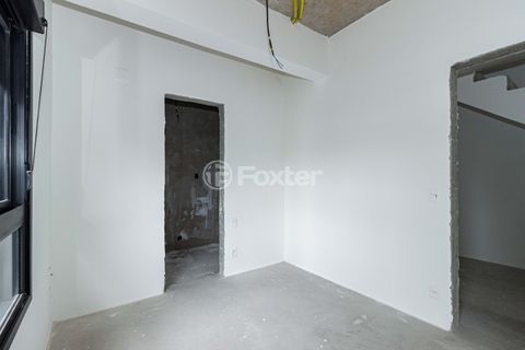 Image 49 - 886676