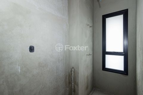 Image 63 - 886676
