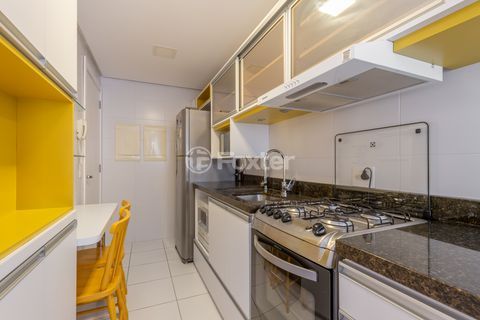 Image 9 - 886721