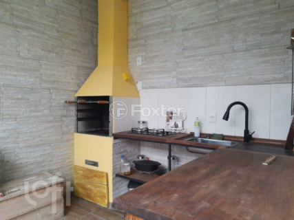 Image 8 - 886730