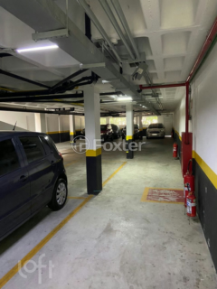 Image 35 - 886740