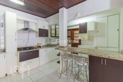 Image 7 - 886800