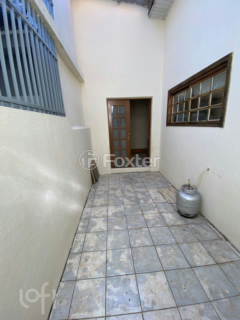 Image 10 - 886826