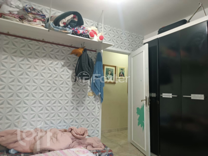 Image 10 - 886924
