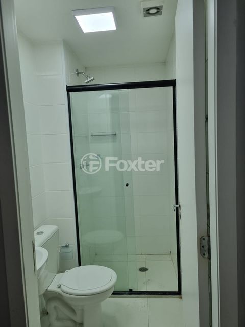 Image 7 - 886944