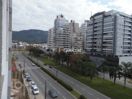 Image 9 - 886986