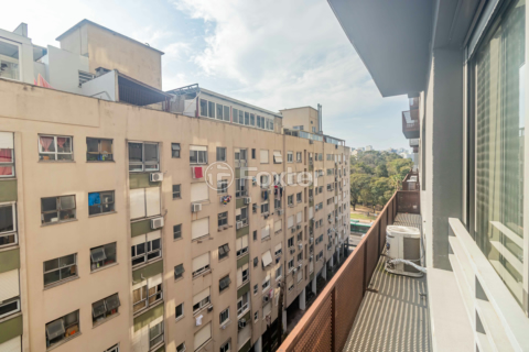 Image 6 - 886994