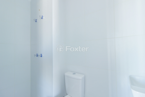 Image 31 - 887020