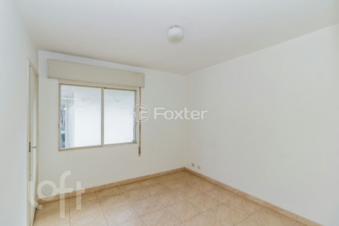 Image 70 - 887436