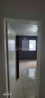 Image 17 - 887444