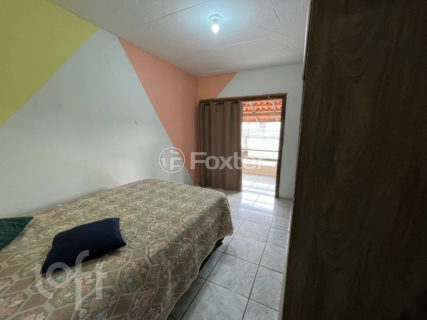 Image 9 - 887502