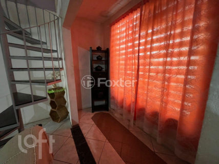 Image 7 - 887502
