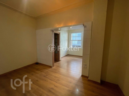 Image 7 - 887665