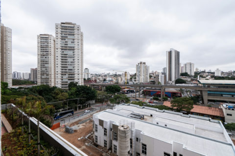 Image 3 - 887672