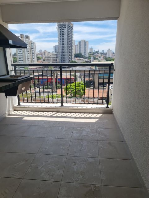 Image 3 - 887672