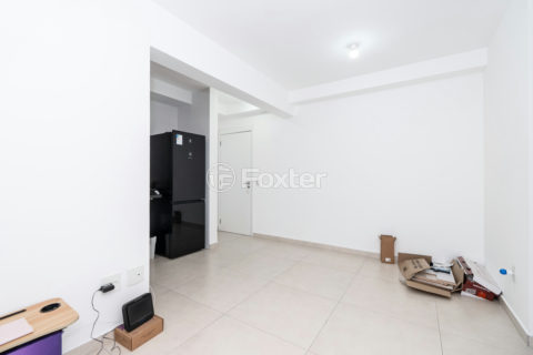 Image 9 - 887672