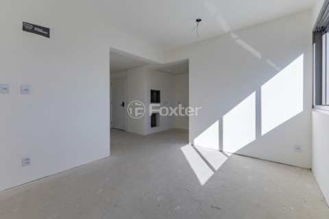 Image 3 - 887696