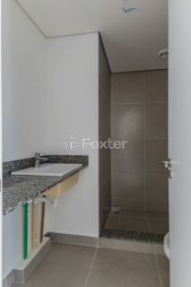 Image 9 - 887697