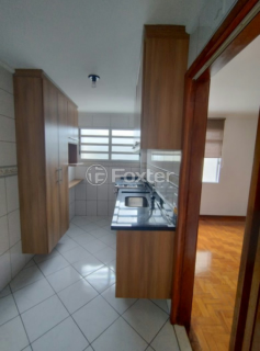 Image 6 - 887764