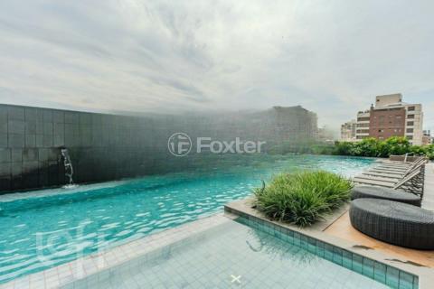 Image 28 - 887778