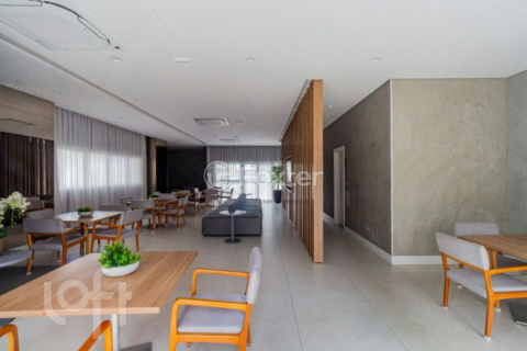 Image 25 - 887863