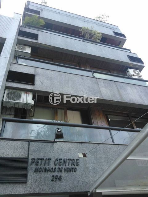 Image 10 - 887865