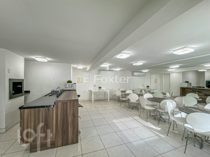 Image 9 - 887872
